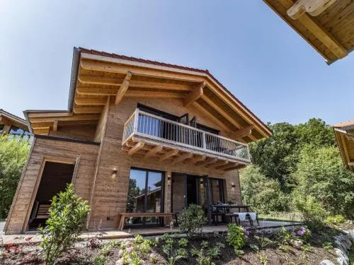 Chalet mit Privatsauna im Vital Camp Bayerbach in Bayerbach, Deutschland