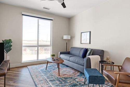 3 bedrooms, 5 beds