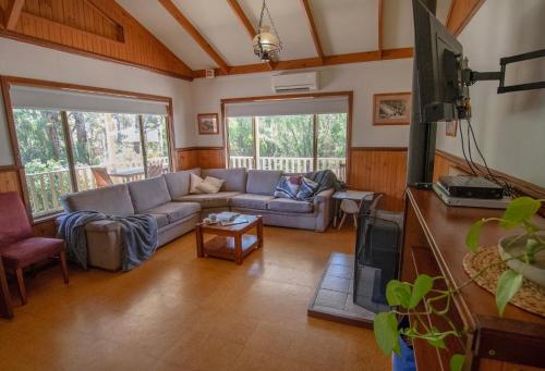 Settlers Chalet Tech free (no WIFI) farm stay in Kalgan