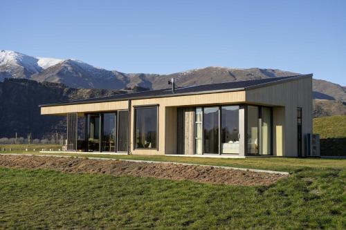 Alpine Solitude - image 4
