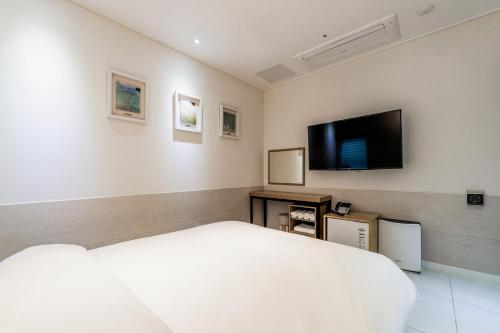 1 double bed