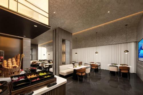 Restaurant, Atour Hotel Shanghai Songjiang G60 Dongjing in SongJiang and University Town