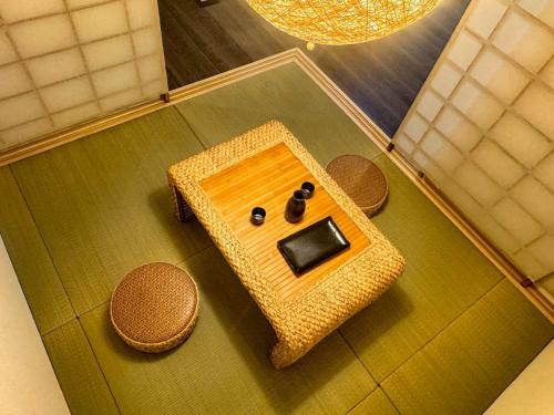 New house opening promotion, 1 min walk to subway station, 6 min to Namba, direct access to Kansai Airport, group travel, 4 bedrooms 2 bathrooms 2 bathrooms Tsutenkaku