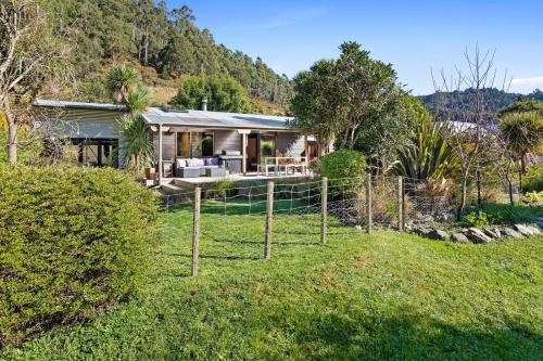 Exterior view, Brook Beauty - Nelson Holiday Home in Other