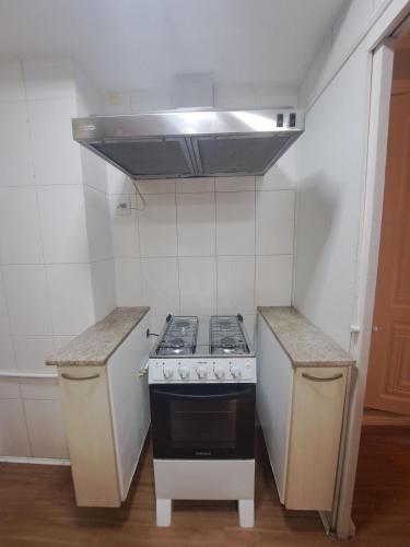 Kitchen, Cobertura Vista Pao deAcucar Jacuzzi Churrasqueira prox ao Rock in Rio in Urca