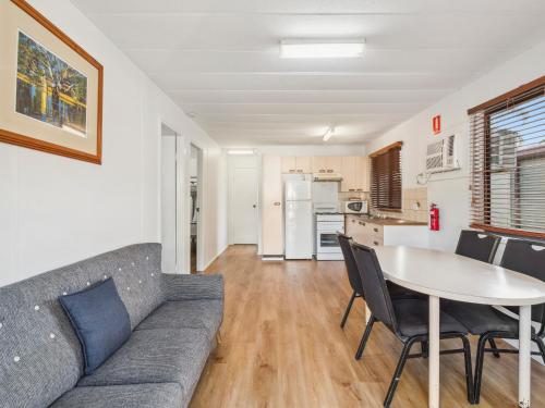 Batemans Bay Marina Resort Room Type - Economy Two-Bedroom Villa