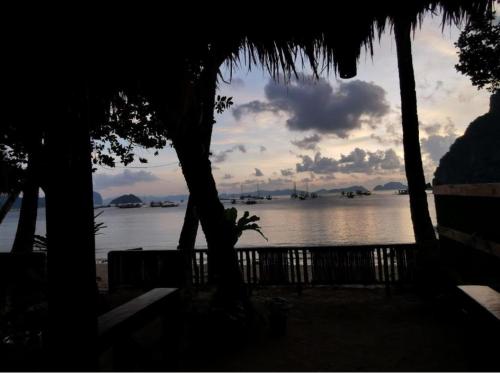 Kimura Beach Front El Nido