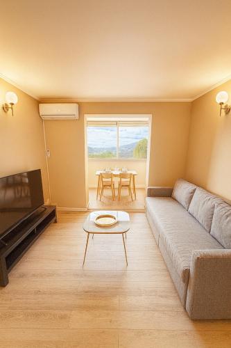 Baie des Anges - Renovated T2 sea view - air-conditioned