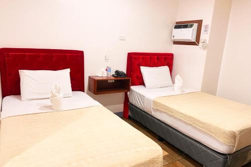 FB Dormitel Suites Room Type - Deluxe Twin Room