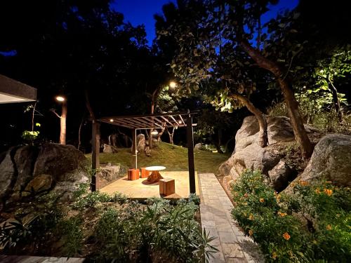 Kert, Valencia Club and Resort - Luxury Nature Resort, Foot hills of Mount Abu in Abu-hegy