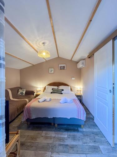 1 queen bed