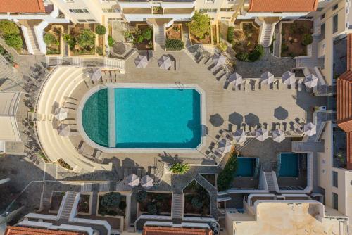 Exterior view, Alexander House Hotel in Gazi