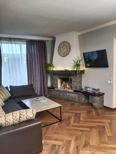 Event & Family House Zazymie in Novosilky