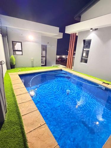 Yoga Luxury Lodge in Park Narodowy Krugera