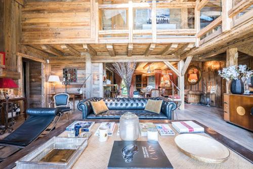 Luxury Stay Comfortable Chalet with Jacuzzi