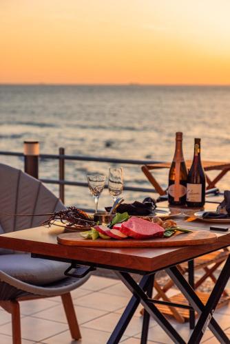 at SUNSET VILLA いなみ