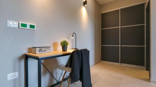 Modern villa Amoroso with pool in Porec - image 5