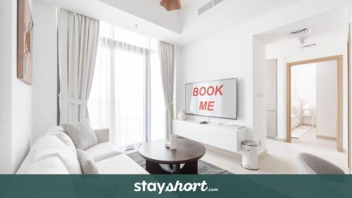 StayShort - Al Jaddaf sleeps 4 with Swimming Pool and Gym, Dubai