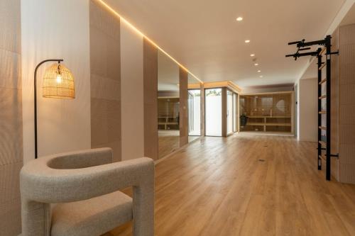 Fitnesa centrs, Luxury Apartment with Pool & Sauna - 24A in Praia Da Areia Branca