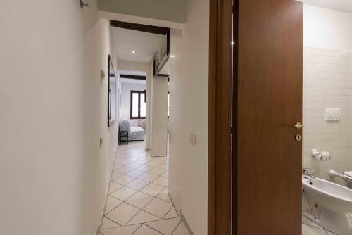 Ariento Apartments By MMega - image 6