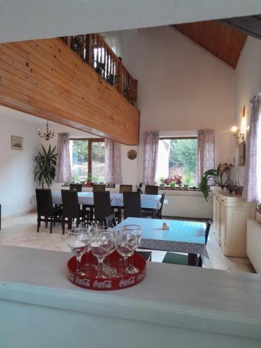 Létesítmények, Vila Kira Buşteni (Vila Kira Busteni) in Busteni