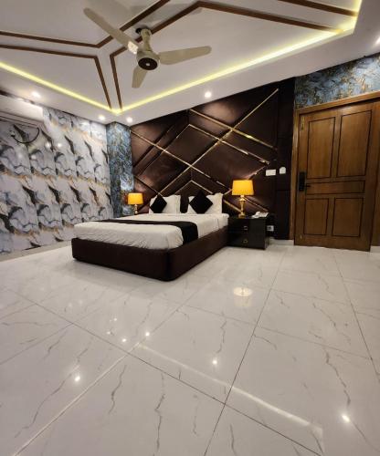 Tulip Capital Hotel - image 11