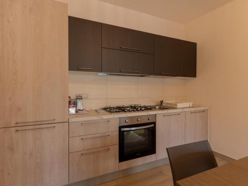 2 bedrooms, 3 beds