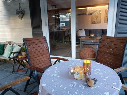 Facilities, Tiny house in bos bij Veluwezoom rust en comfort in Hattemerbroek