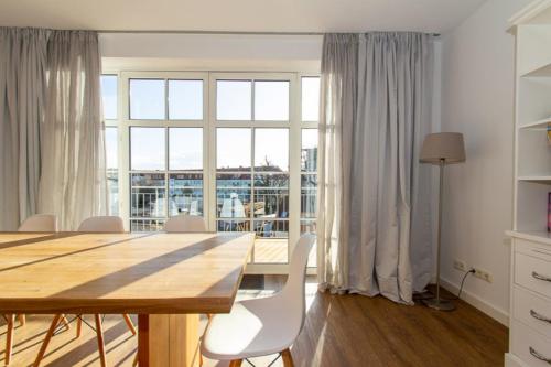8 Admiralskoje in Warnemünde, Deutschland