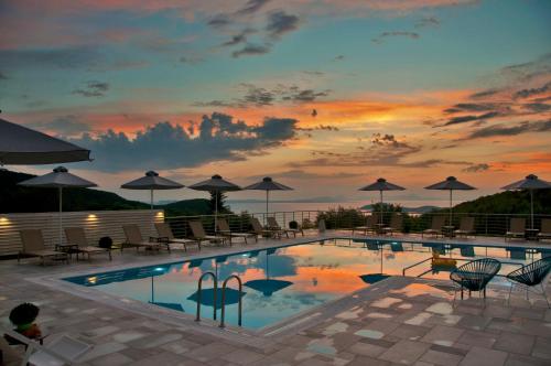 The View Hotel Perdika in Perdika