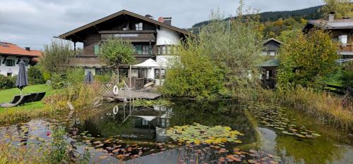 Ferienwohnung "Hirschbergsuite" - Mit Hotelfruhstuck, Sauna, Fast Direkt Am See - Schliersee