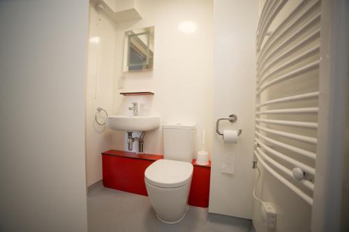 Kamar Mandi, University of Essex - Colchester Campus in Colchester