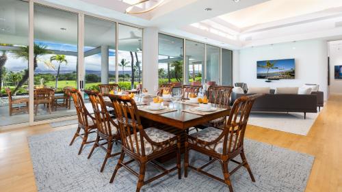 ❤PiH❤ Champion View Retreat Private Infinity Pool PLUS Free Hilton Resort Passes - image 6