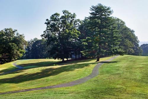 Crowne Plaza Resort Asheville, an IHG Hotel