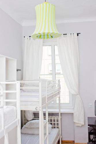 Bed in 4-Bed Mixed Dormitory Room image 4