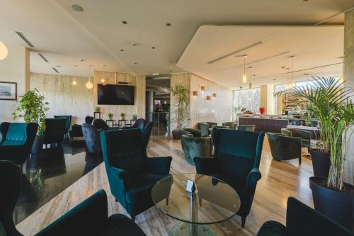 Bar/lounge, Hotel Podgorica in Podgorica