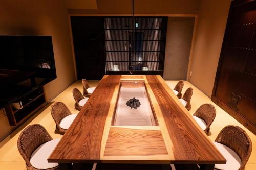 Irori & Private Sauna IRORI BY LUGSTAY Luxury Townhouse 3 Minutes from the Station