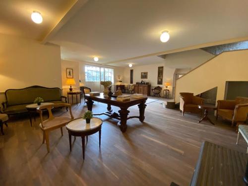 Domaine hotel de France in Lanty-Sur-Aube