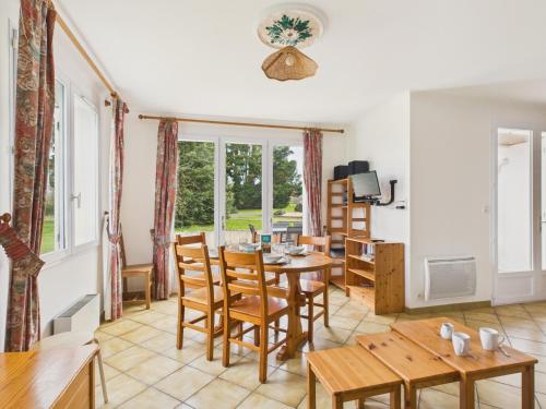 Létesítmények, Maison jardin et bbq -piscine commune- 4 adt 2 enf in St Reverend