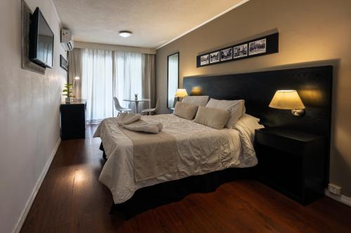1 queen bed