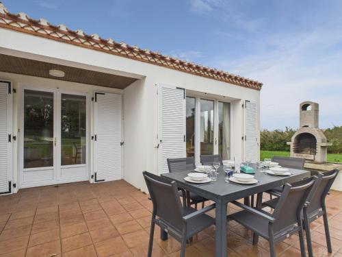Erkély/terasz, Maison jardin et bbq -piscine commune- 4 adt 2 enf in St Reverend