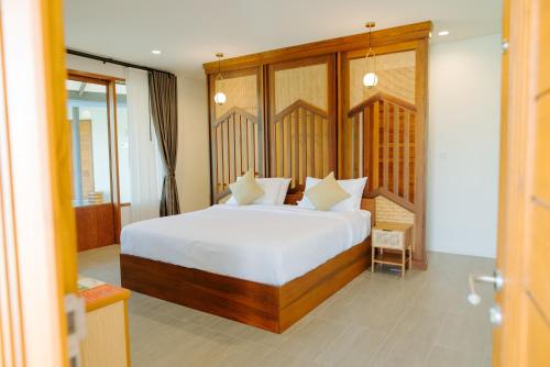 Ellipse Boutique Phayao