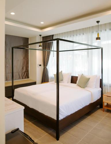Ellipse Boutique Phayao in Phayao