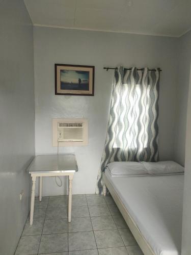 La Guerta Lodging House - Uno in Pintuyan