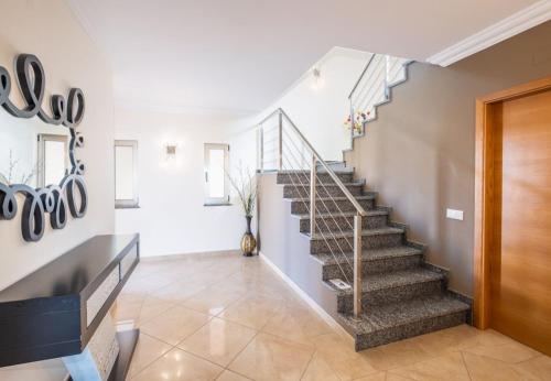 Villa Sierra - image 3
