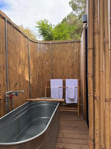 Resort & Glamping Terre di Sacra in Toscana in Капальбіо