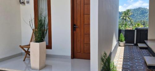 Puri Indah Inn in Sidemen