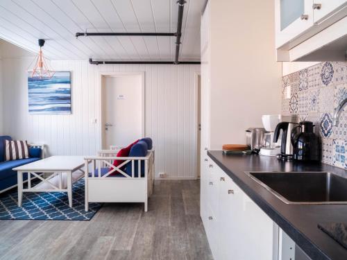 Lofoten Bed & Breakfast Reine - Rooms & Apartments