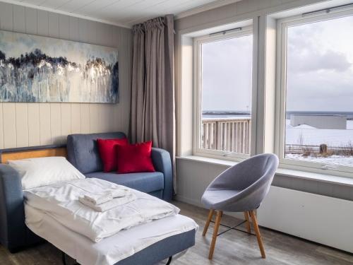 Lofoten Bed & Breakfast Reine - Rooms & Apartments 2