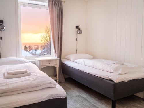 Lofoten Bed & Breakfast Reine - Rooms & Apartments